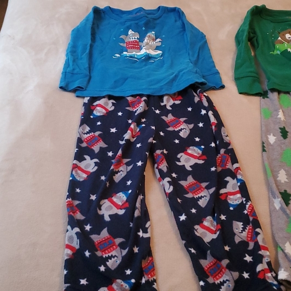 Pajamas - Picture 3 of 7